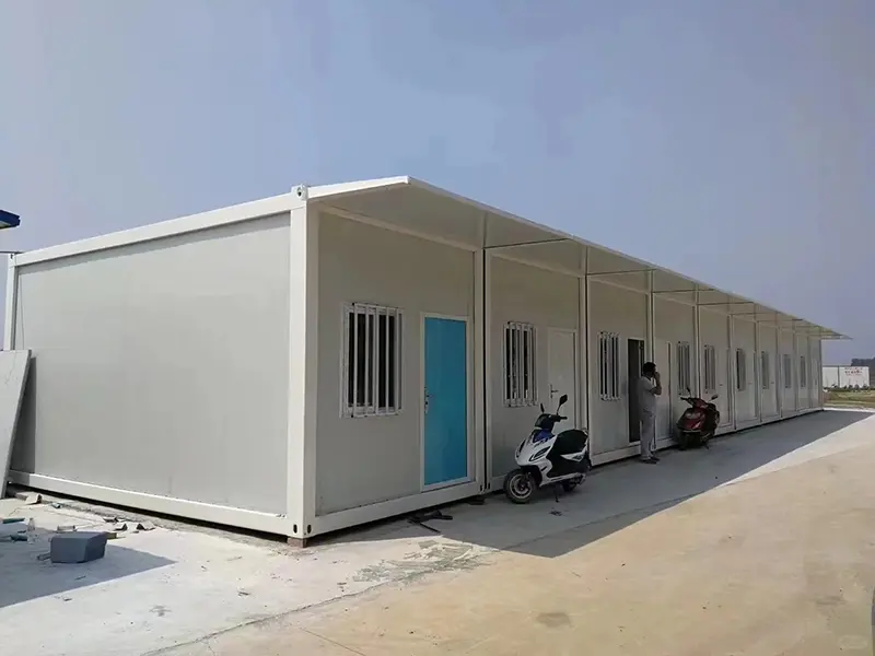 Você já leu sobre a praticidade dos containers dobráveis?