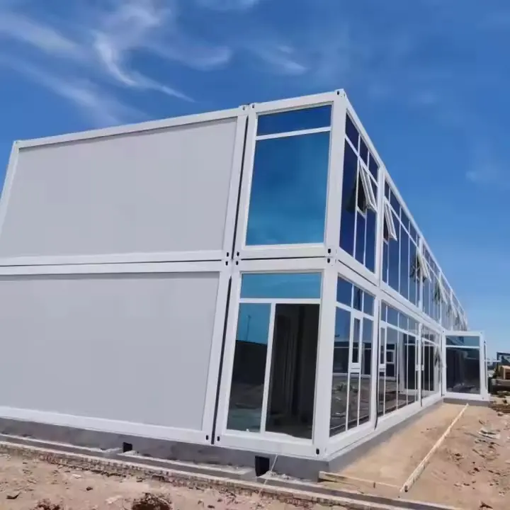 Por que você deve considerar uma casa pré-fabricada de contêineres para a vida moderna